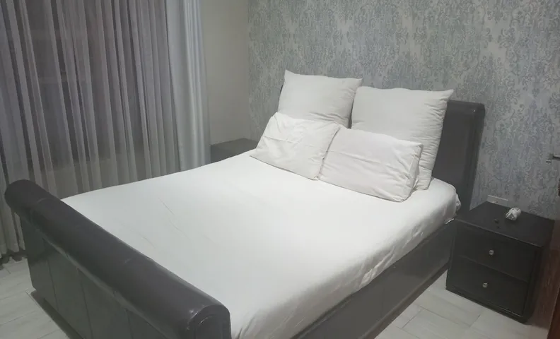 응아카 모디리 몰레마의 수영장 이용 가능한 고급 4베드룸 하우스 렌탈