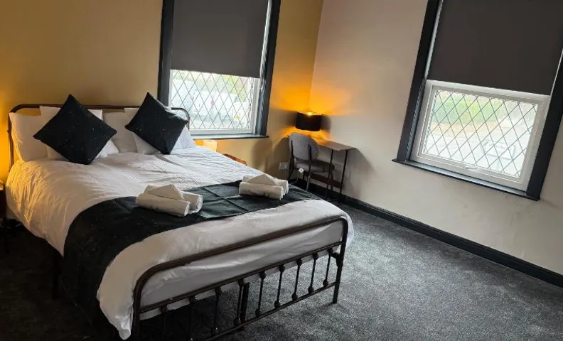 The Victoria Bar & Hotel