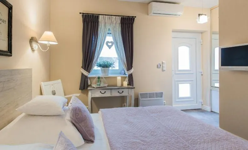 Villa Aurora