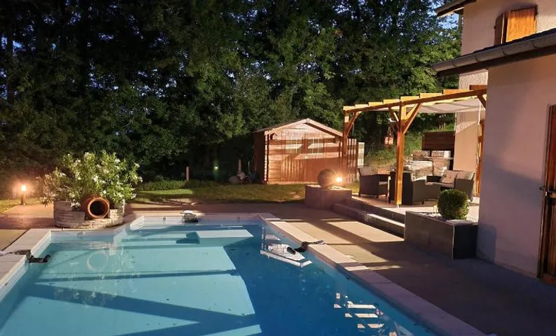 Chambres d'hôte en pleine campagne, accès piscine