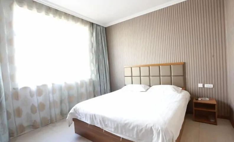 Qian Guoxin Dingsheng Hotel