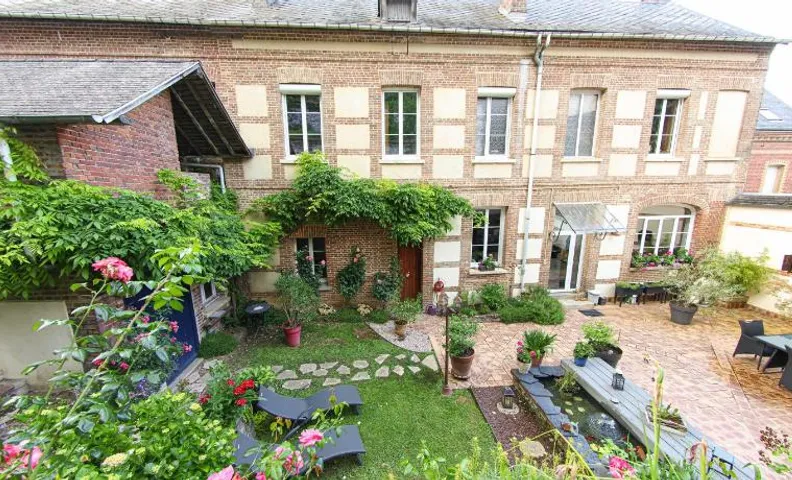 La Maison aux Hirondelles