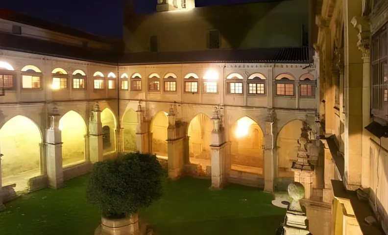 Hotel Real Monasterio de San Zoilo