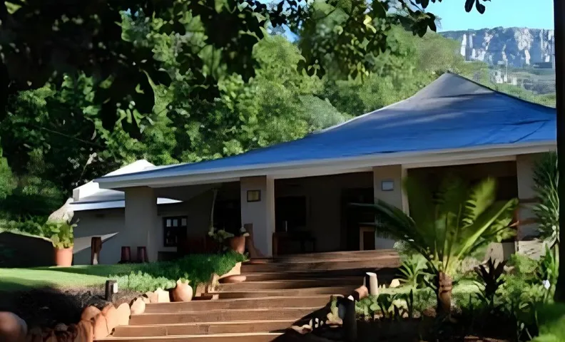 Madi a Thavha Mountain Lodge