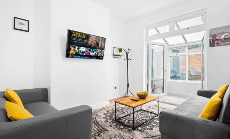 Home in Birmingham Cosy Stays