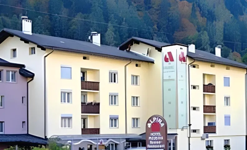 Hotel Alpina