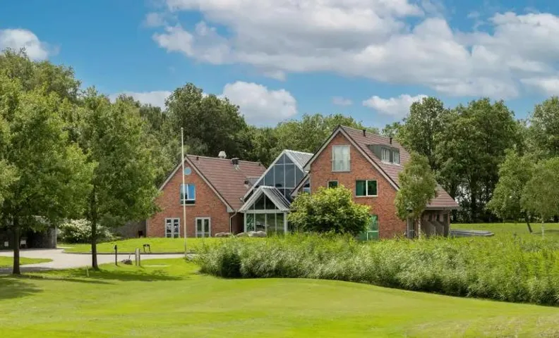 Cozmoss Boutique Hotel