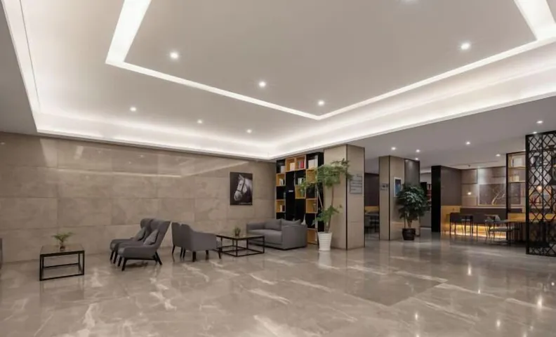 Free Living Hotel