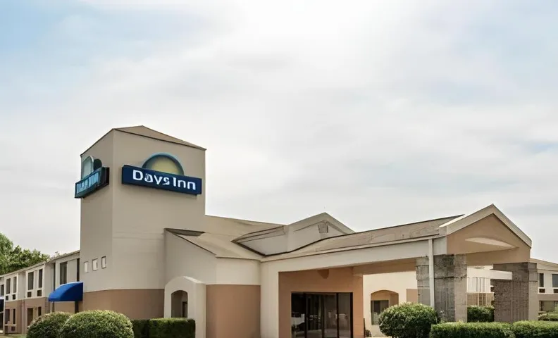 Days Inn by Wyndham Yadkinville