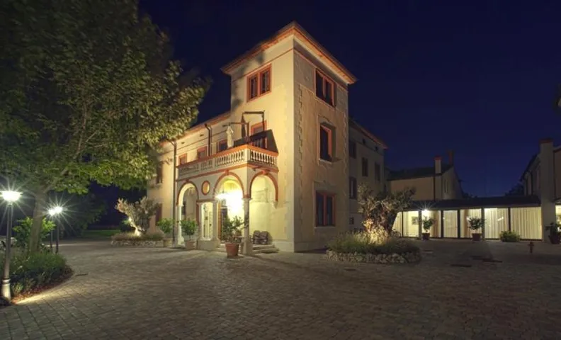 Villa dei Tigli 920 Liberty Resort