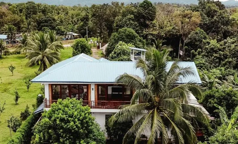 Paruparong Bughaw Ecofarm Resort