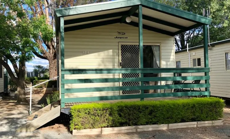 Tatura Cabin & Caravan Park