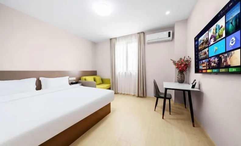 Shanghai Red Carp Business Hotel (Zhujiajiao Scenic Area Ancient Town)