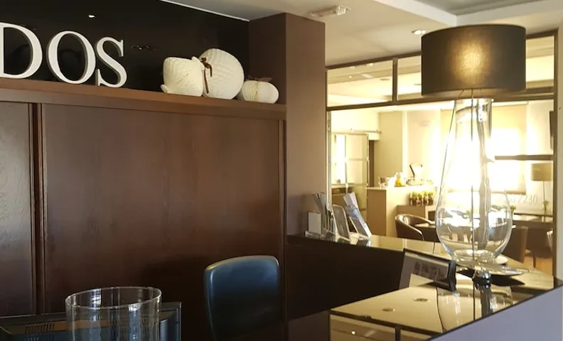 호텔 엔트레도스