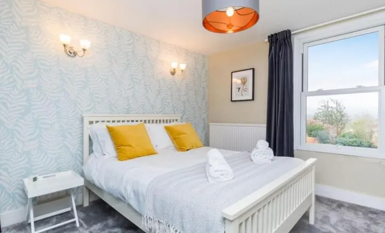 Morleys Rooms - Located in the heart of Hurstpierpoint by Huluki Sussex Stays