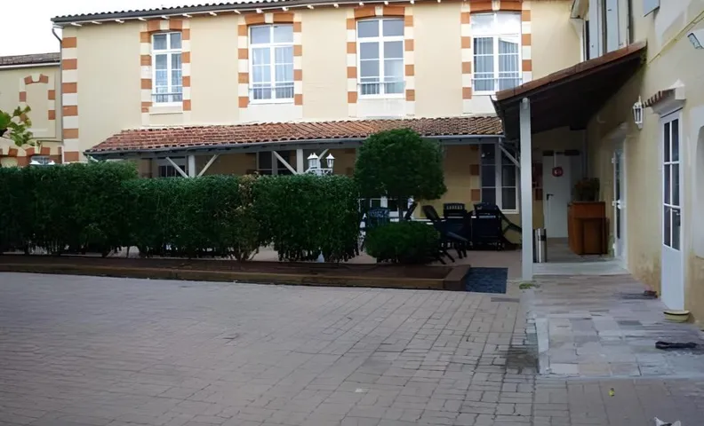 CIT'HOTEL Le Commerce