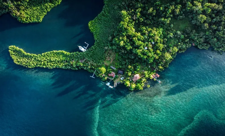Akwaba Lodge Island Boutique Hotel