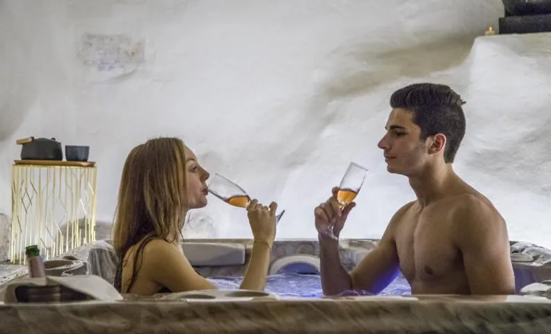 Love Room avec Spa Privatif Monaco
