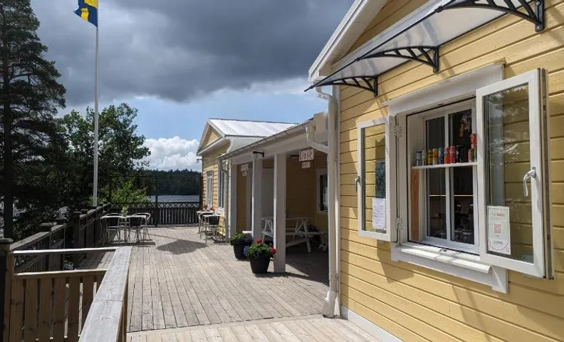 Vårhaga Vandrarhem