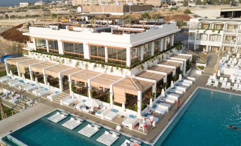 La Siesta Hotel & Beach Resort