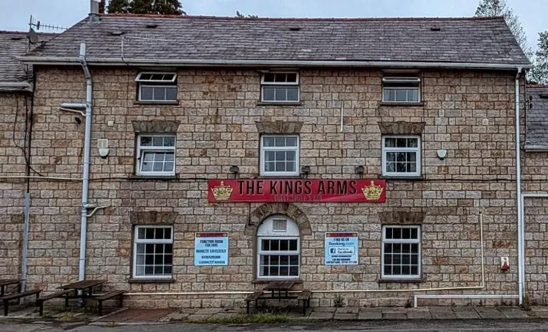 Kings Arms Guest House Ebbw Vale