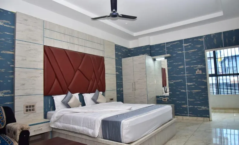The Palace Suites
