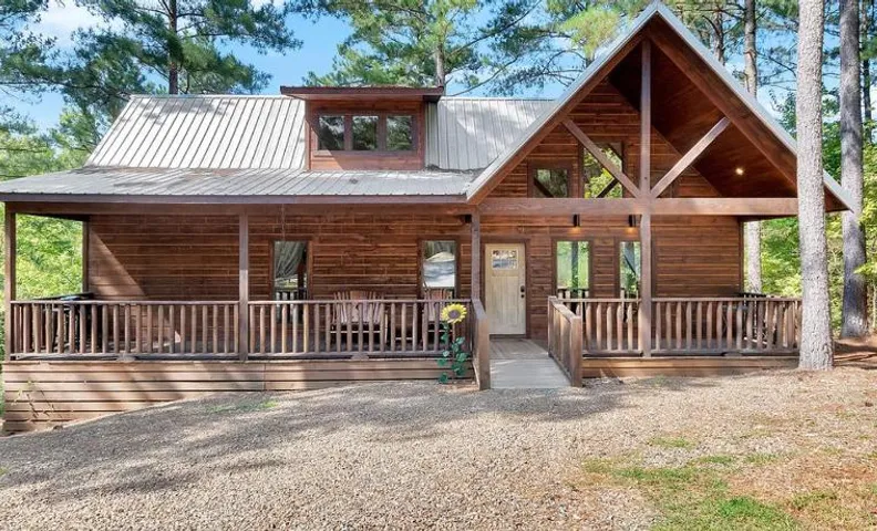 Gorgeous Idyllic Cabin w Hot Tub and Fire Pit Quittin Time is Secluded Romantic Oasis w Luxury Bathr