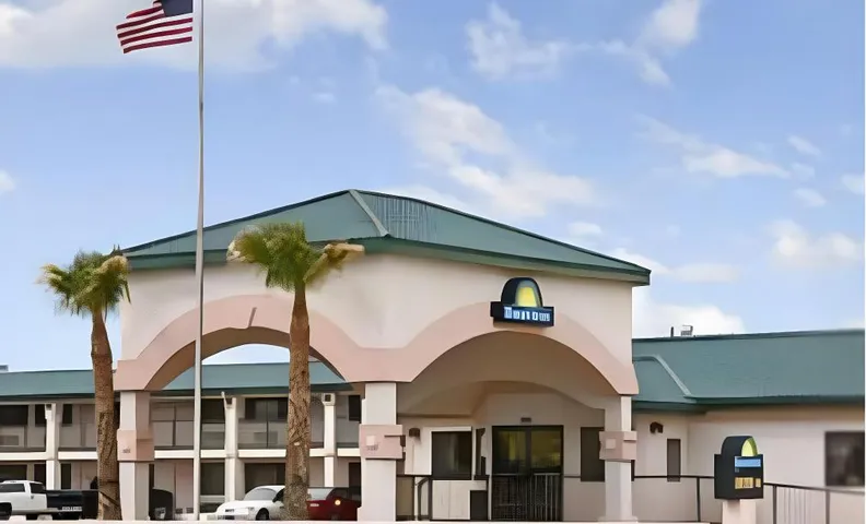 Days Inn by Wyndham Safford, AZ