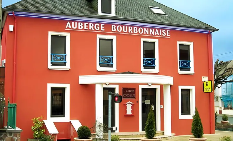 Logis L'Auberge Bourbonnaise - Vichy sud