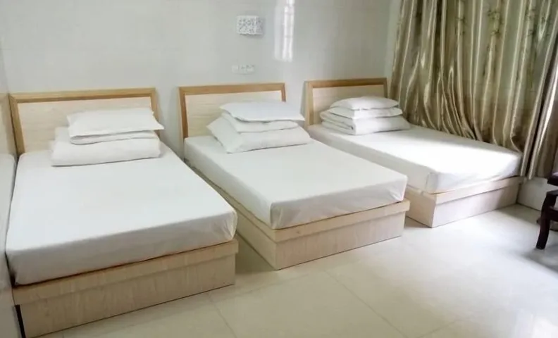 Donggang Yuyun Hotel