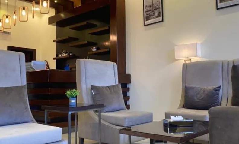 Al Qasr Airport