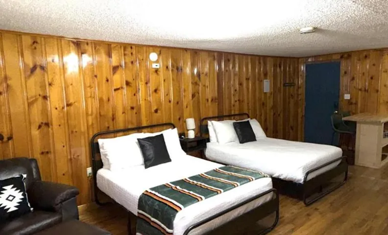Bellamy's Ski Haus