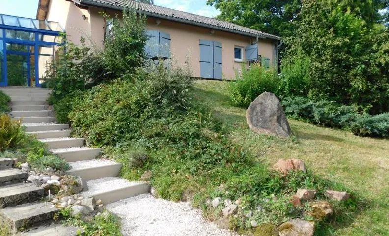 L'AMANDAURE