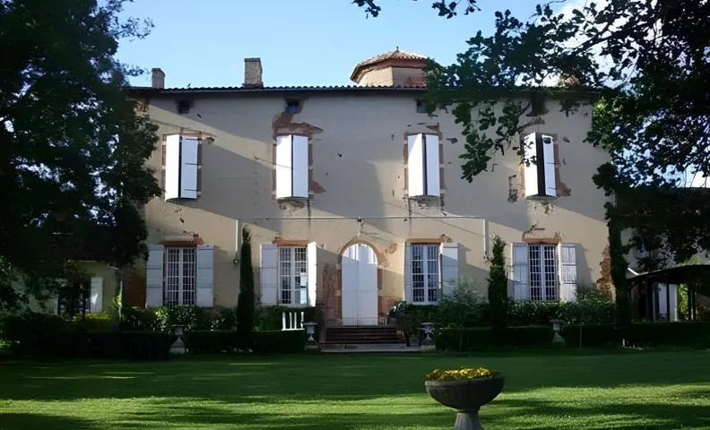 Chateau de Thegra