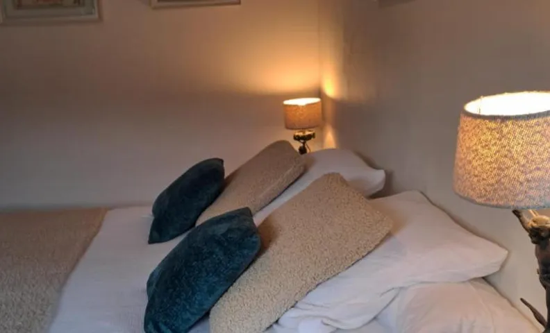 Chambres d hotes near Mâcon with secure Parking