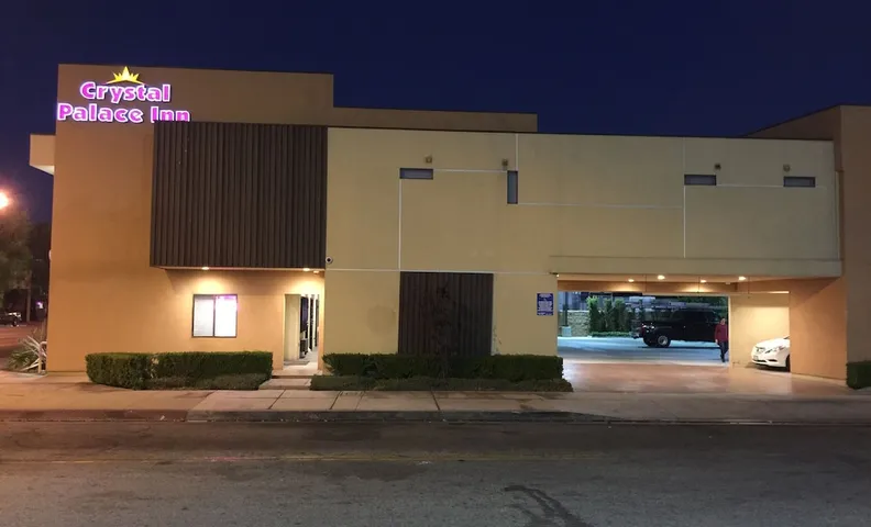 Crystal Palace Inn