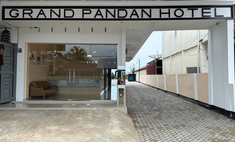 GRAND PANDAN HOTEL