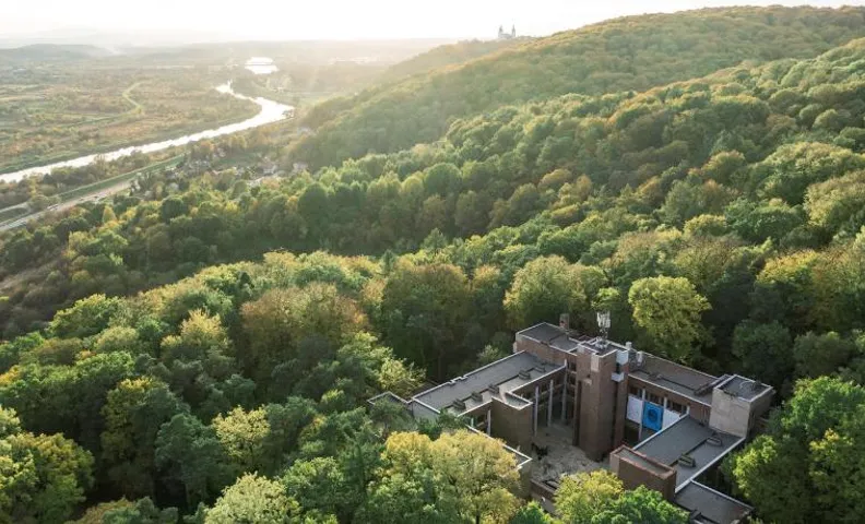 Forest Hotel