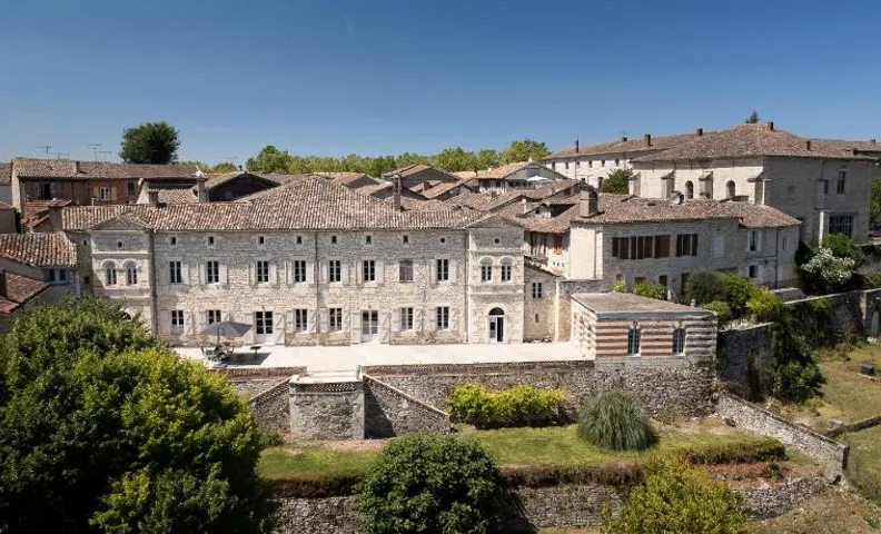 Les trois Terrasses