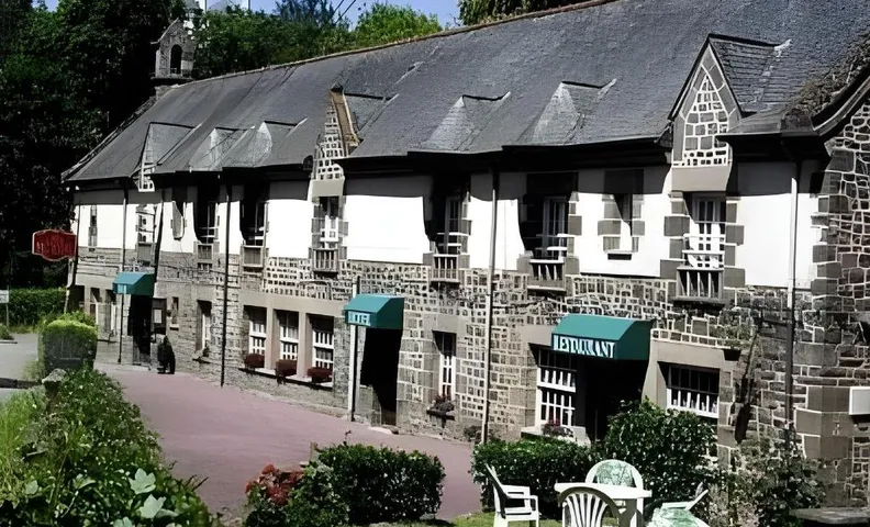 Le Vieux Moulin