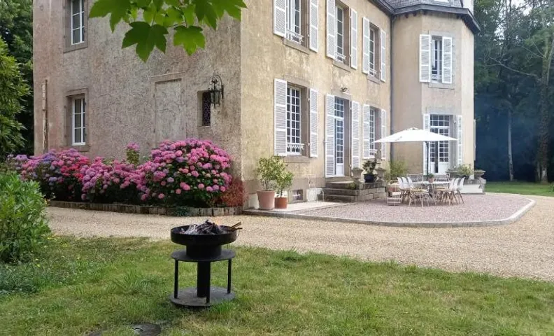LA LANDE