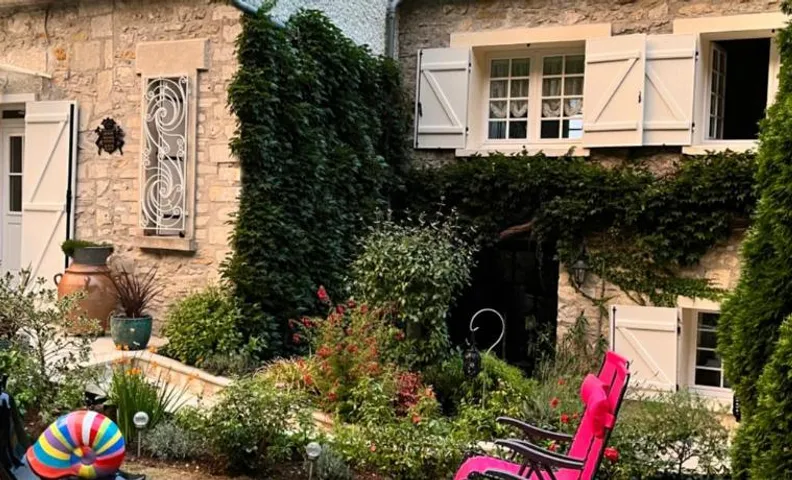 Le Mas De Retheuil
