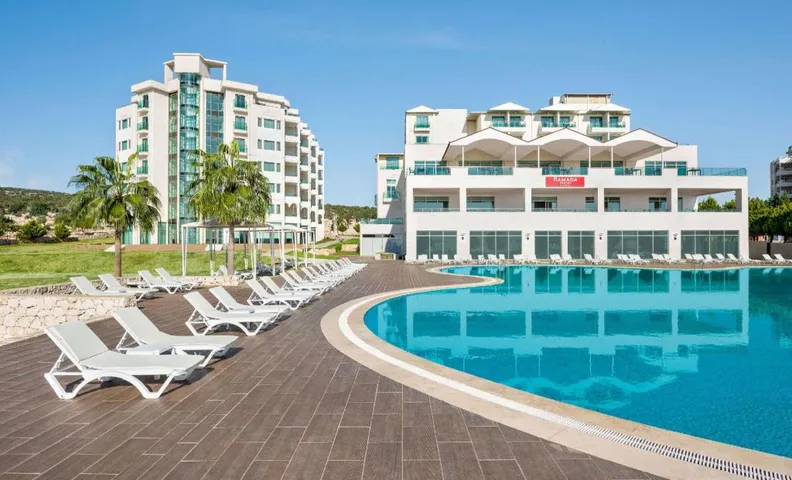 Ramada Resort By Wyndham Kizkalesi