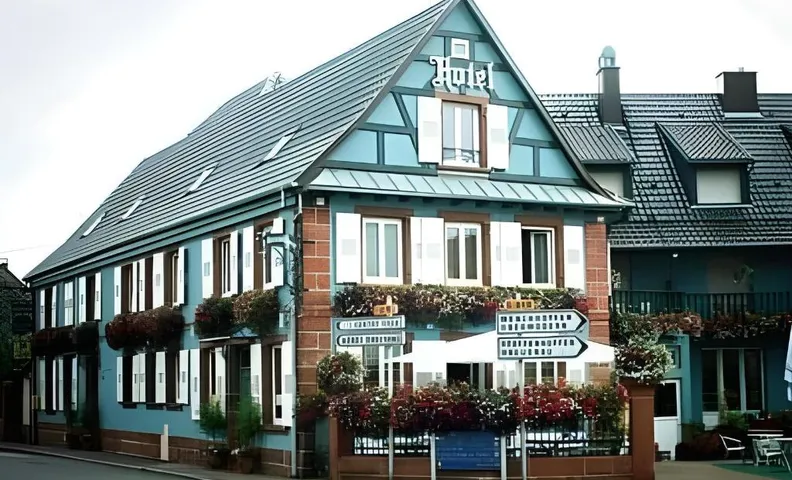 Logis Hotel Aux Comtes De Hanau