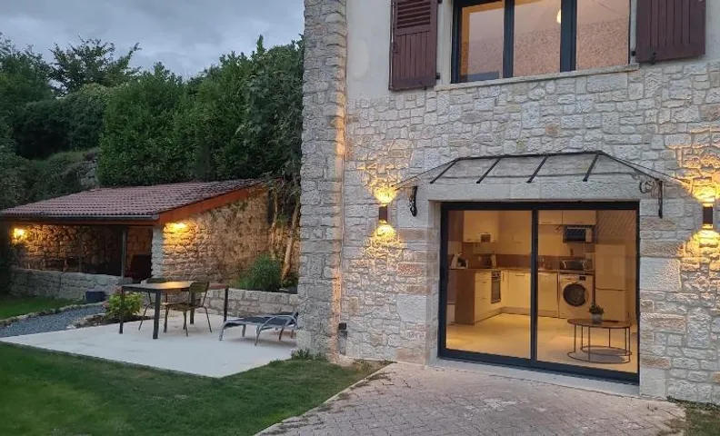 2 Gites dans les remparts à Dun sur Meuse