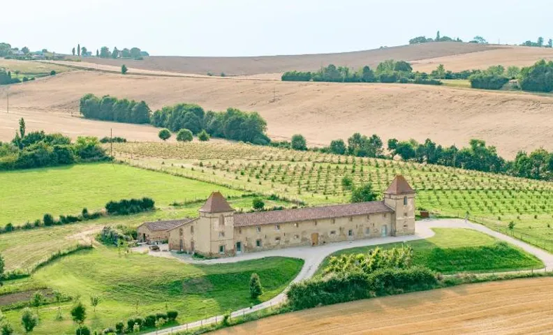 ESCONS DOMAINE DE CHARME
