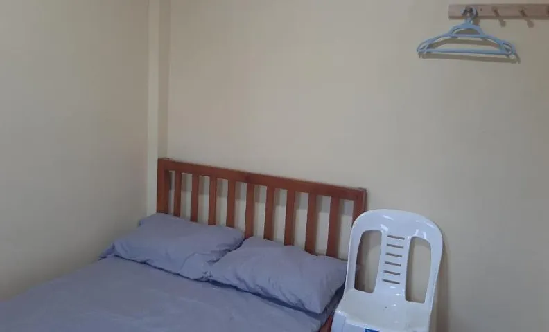 Crezwil Place Room#3