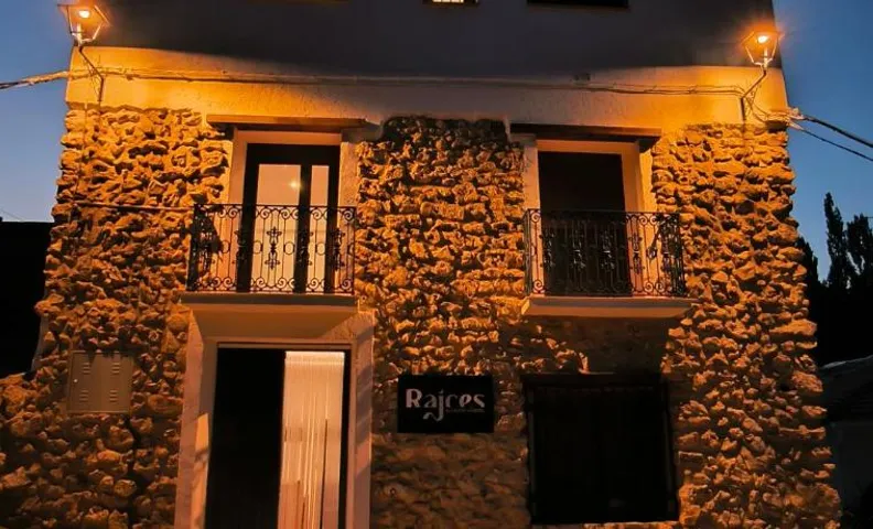 Hostel Raíces