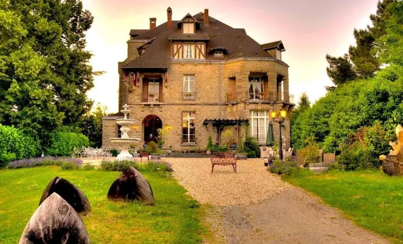 Chambres d'Hôtes-Château Constant