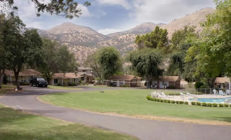 Lazy J Ranch Motel